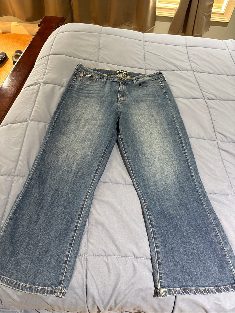 Classic High-Rise DKNY Women's Blue Jeans